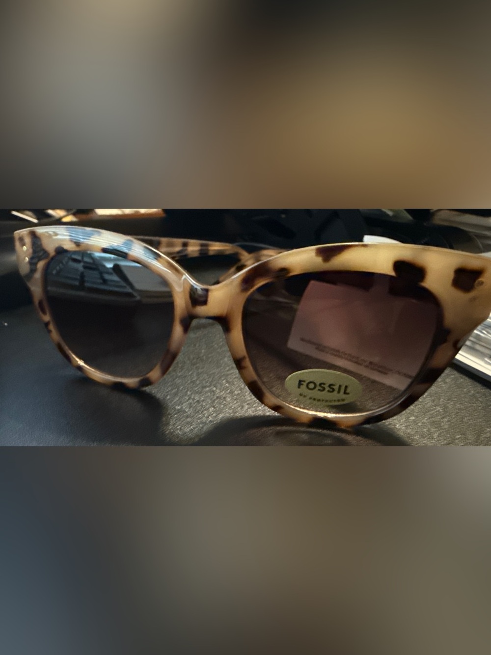 Fossil Women's Tortoiseshell Cat-Eye Sunglasses - Cream and Dark Brown